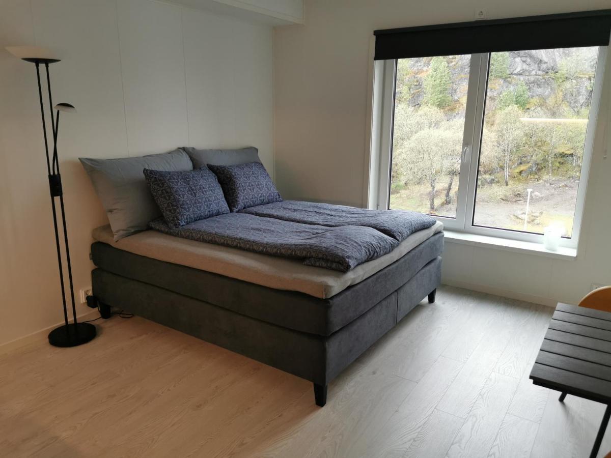 Lofoten Studio Apartment, Vestermyrveien 11 Svolvaer Luaran gambar